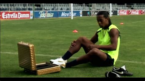 ronaldinho nike advert fake|ronaldinho playing with crossbar.